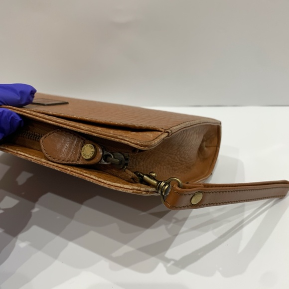 Burberrys Brwon Leather Zip Clutch sku#85582 (Gently used) - Picture 8 of 15